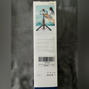 Brand new never used selfie stick.